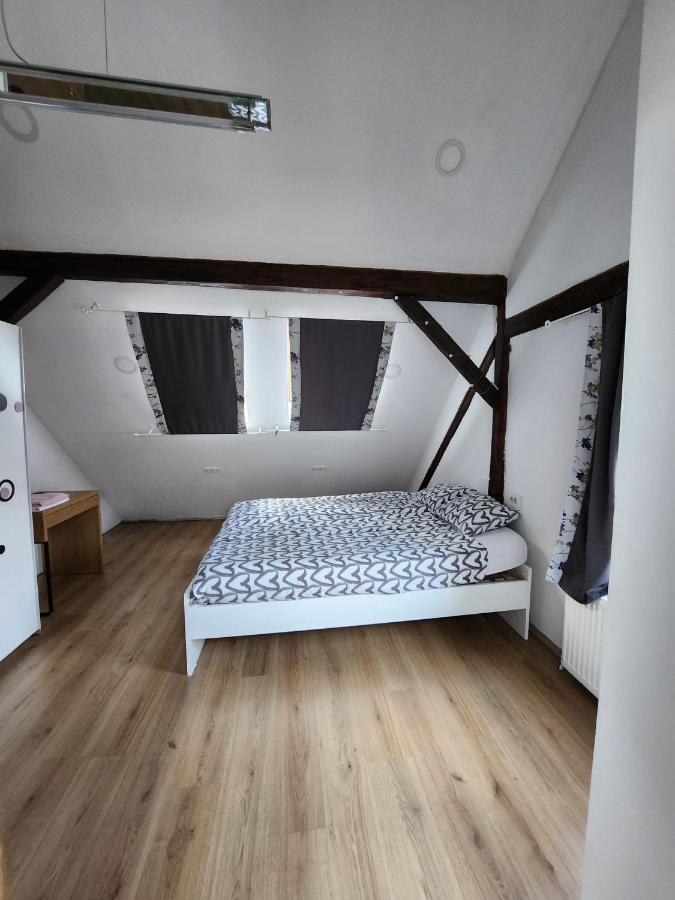Apartman Buzanova 001 Apartment ซาเกร็บ ภายนอก รูปภาพ