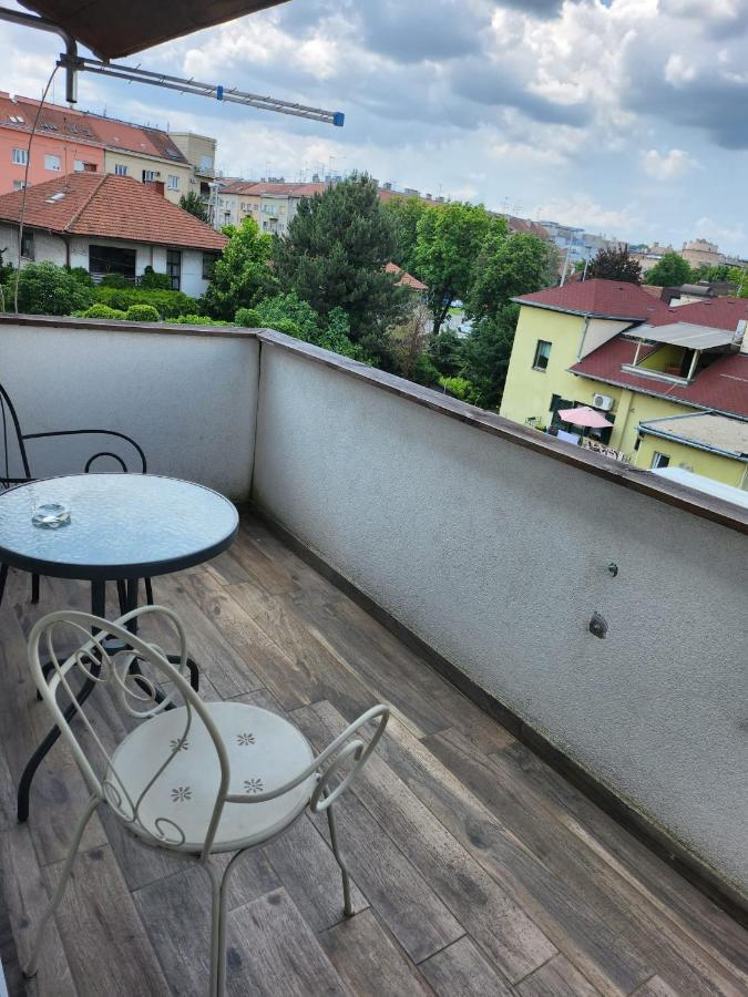 Apartman Buzanova 001 Apartment ซาเกร็บ ภายนอก รูปภาพ
